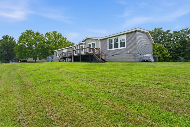 531 Pea Ridge Rd, Chestnut Mound, TN 38552