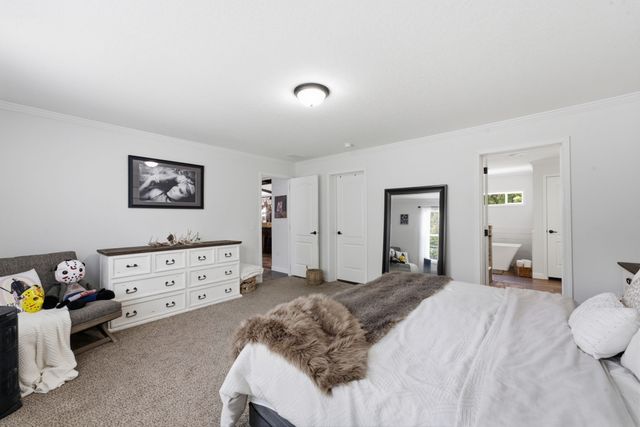 531 Pea Ridge Rd, Chestnut Mound, TN 38552