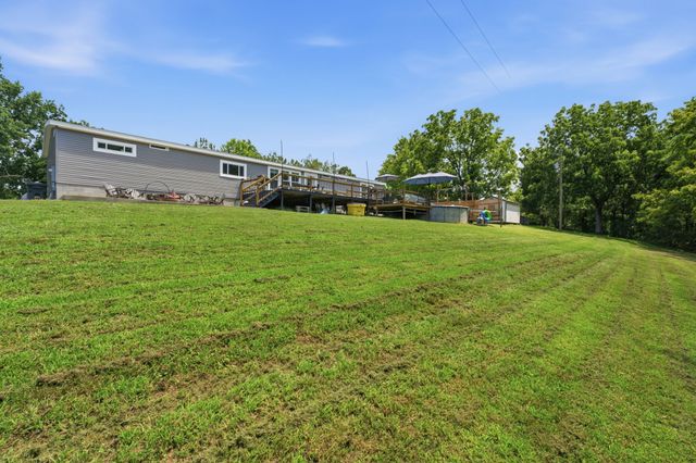 531 Pea Ridge Rd, Chestnut Mound, TN 38552