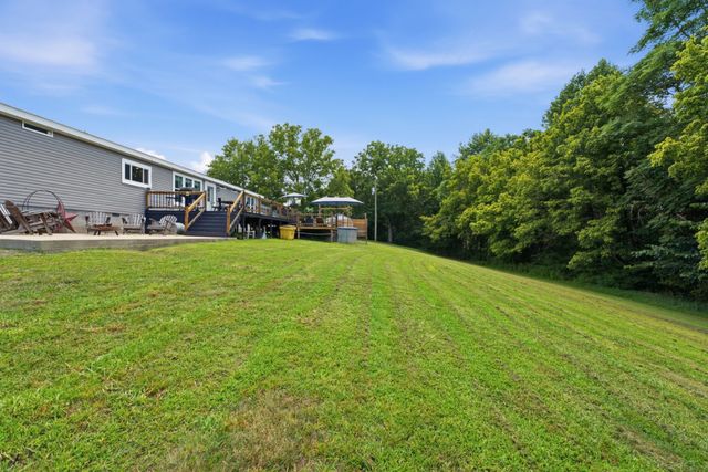531 Pea Ridge Rd, Chestnut Mound, TN 38552