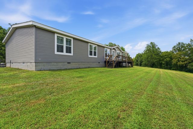 531 Pea Ridge Rd, Chestnut Mound, TN 38552