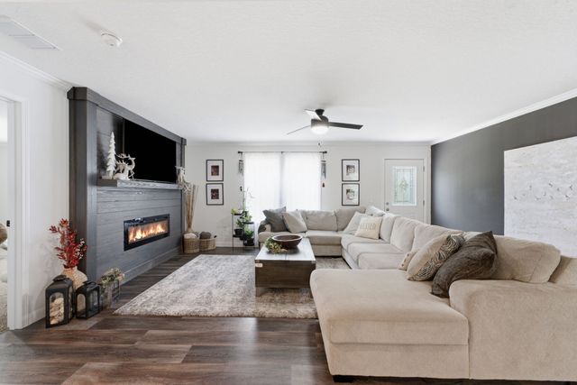 531 Pea Ridge Rd, Chestnut Mound, TN 38552