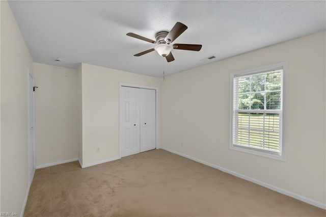 332 South End RD, Knotts Island, NC 27950