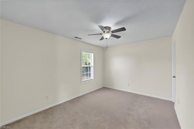332 South End RD, Knotts Island, NC 27950