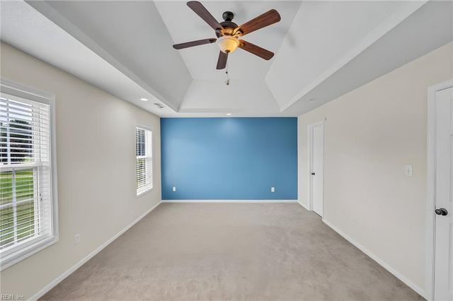 332 South End RD, Knotts Island, NC 27950