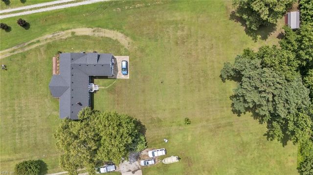 332 South End RD, Knotts Island, NC 27950