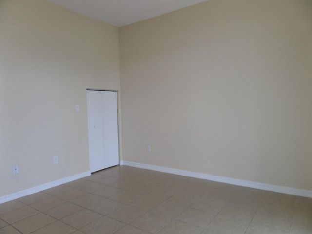 322 Lake Monterey Circle, Boynton Beach, FL 33426