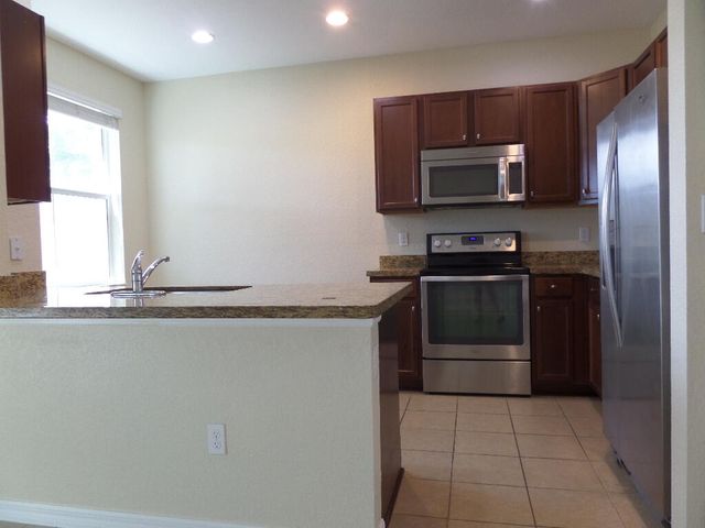 322 Lake Monterey Circle, Boynton Beach, FL 33426