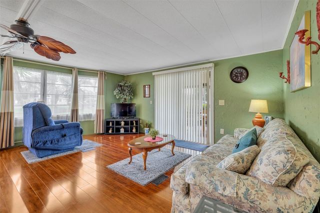 104 DIAMOND HEAD DRIVE, Leesburg, FL 34788