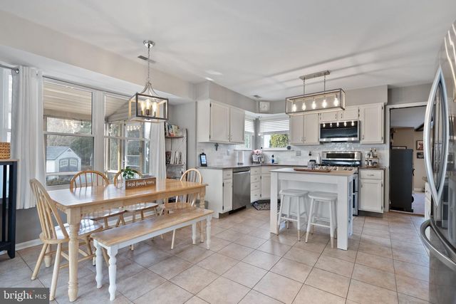 3 ASTER CT, Delran, NJ 08075