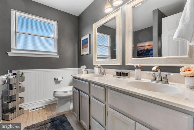 3 ASTER CT, Delran, NJ 08075