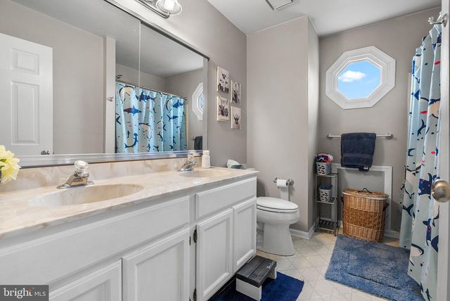 3 ASTER CT, Delran, NJ 08075