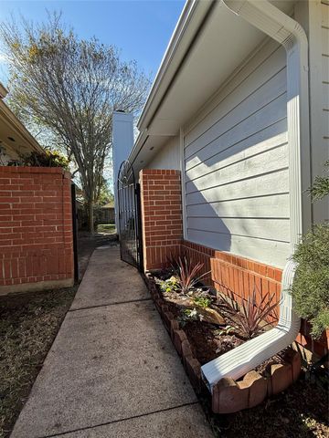 16155 Golden Sands Drive, Houston, TX 77095