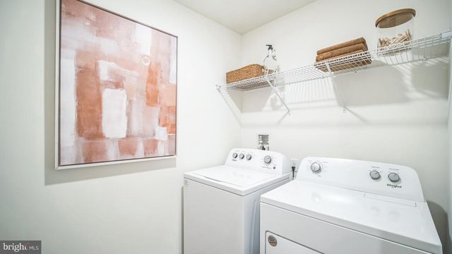 285 GRANTWAY DR, York, PA 17404