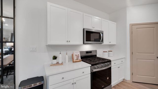 285 GRANTWAY DR, York, PA 17404