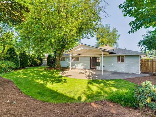 1230 Se 214TH Ave, Gresham, OR 97030