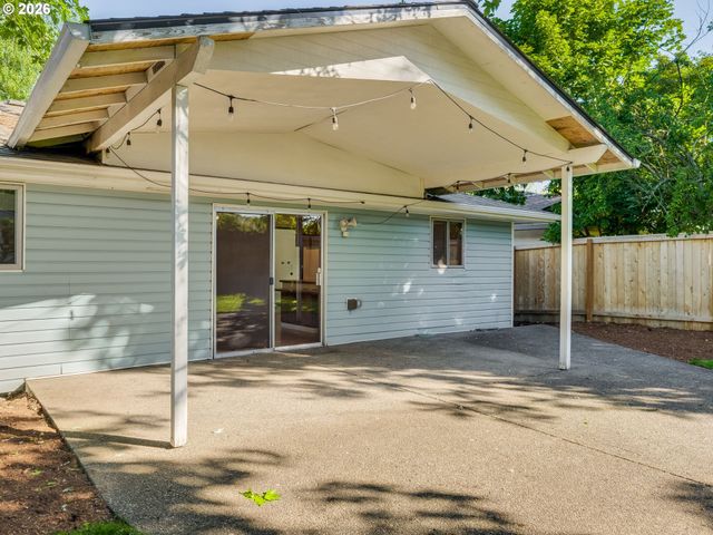 1230 Se 214TH Ave, Gresham, OR 97030