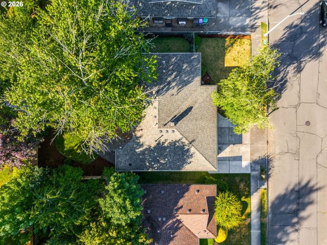 1230 Se 214TH Ave, Gresham, OR 97030
