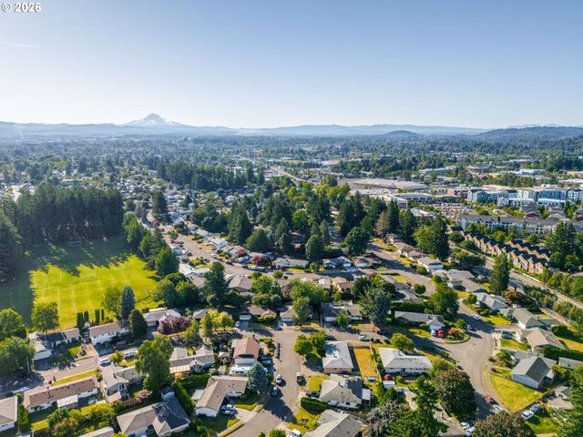 1230 Se 214TH Ave, Gresham, OR 97030