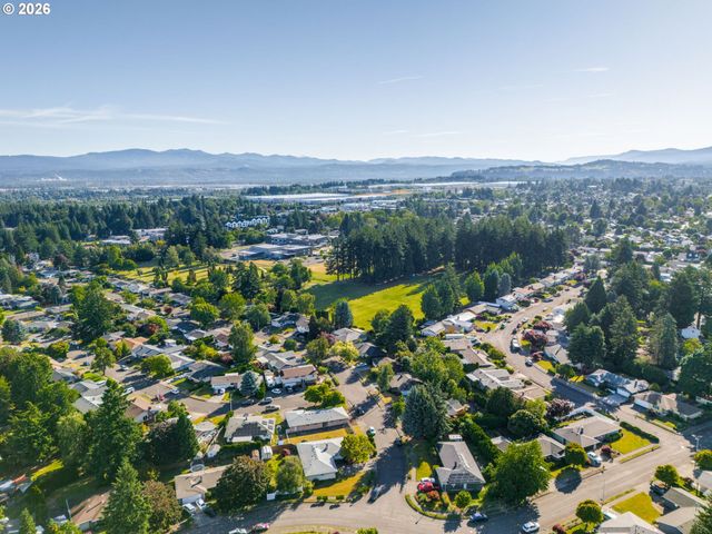 1230 Se 214TH Ave, Gresham, OR 97030