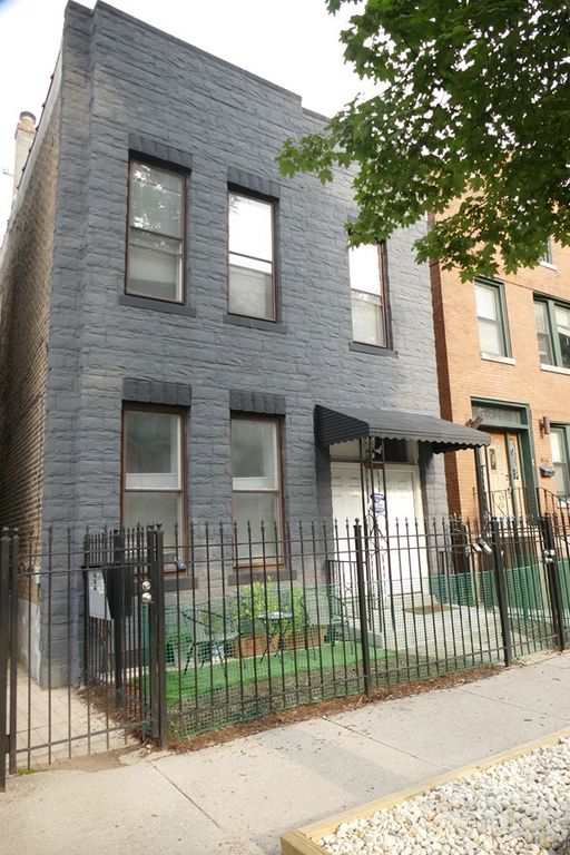 834 N Mozart Street 1R, Chicago, IL 60622