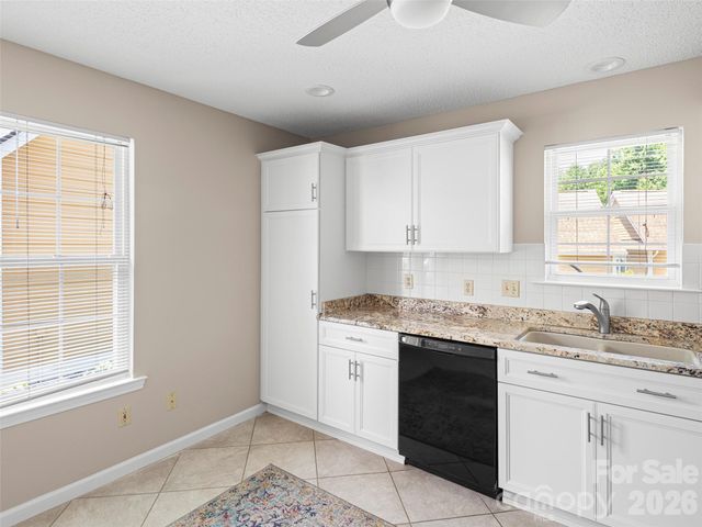 1301 Hyde Park Drive, Asheville, NC 28806
