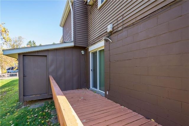 37 Webb Drive, N Franklin Twp, PA 15301