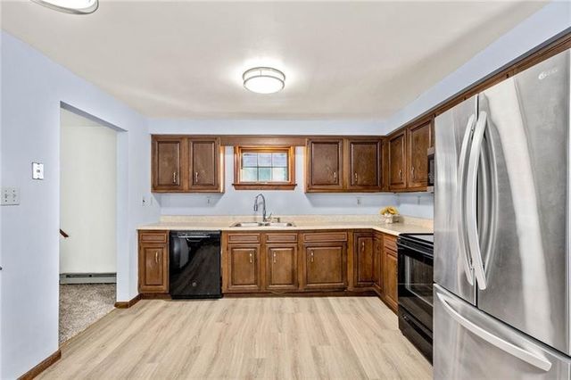 37 Webb Drive, N Franklin Twp, PA 15301