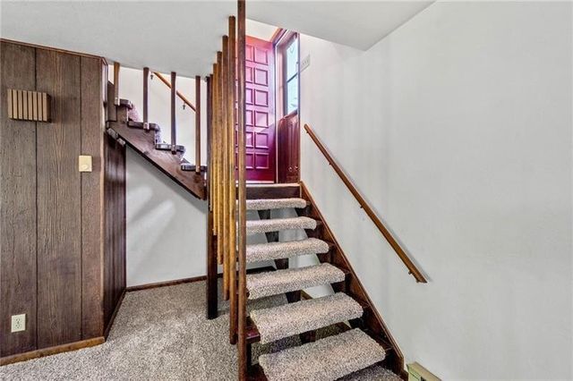 37 Webb Drive, N Franklin Twp, PA 15301