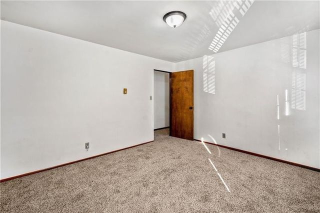 37 Webb Drive, N Franklin Twp, PA 15301