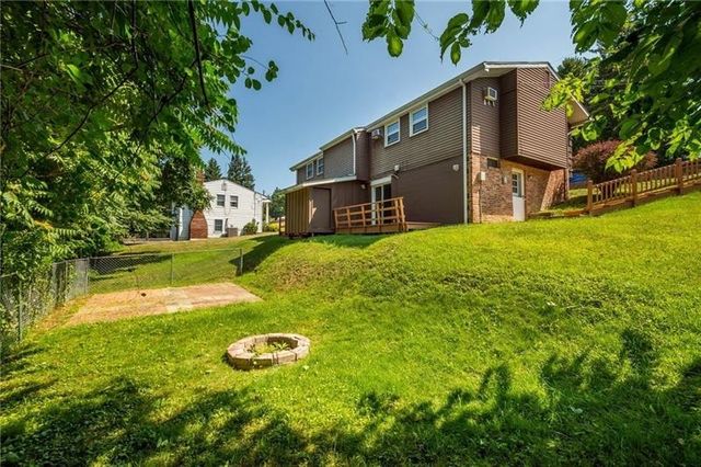37 Webb Drive, N Franklin Twp, PA 15301