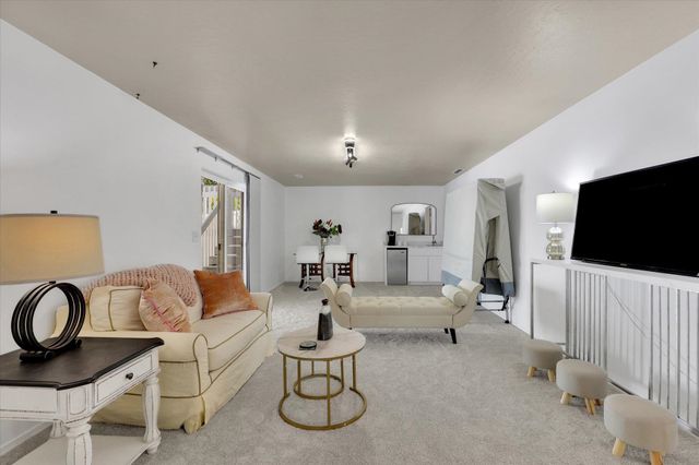 8310 E Bull Pine Ln, Spokane, WA 99217