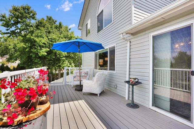 8310 E Bull Pine Ln, Spokane, WA 99217