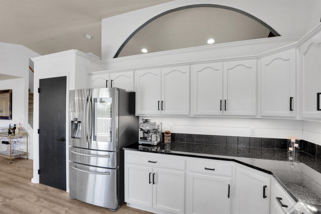 8310 E Bull Pine Ln, Spokane, WA 99217