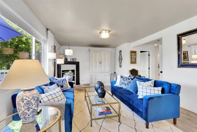 8310 E Bull Pine Ln, Spokane, WA 99217