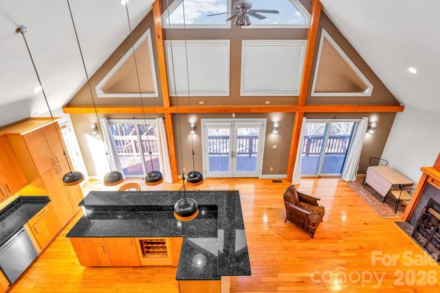 739 Mccanless Creek Drive, Marion, NC 28752