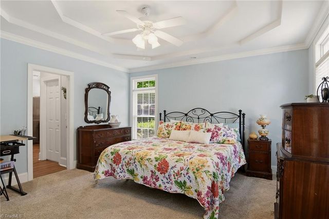6655 Lake Dale Way, Clemmons, NC 27012