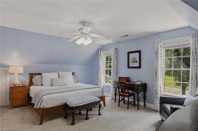 6655 Lake Dale Way, Clemmons, NC 27012