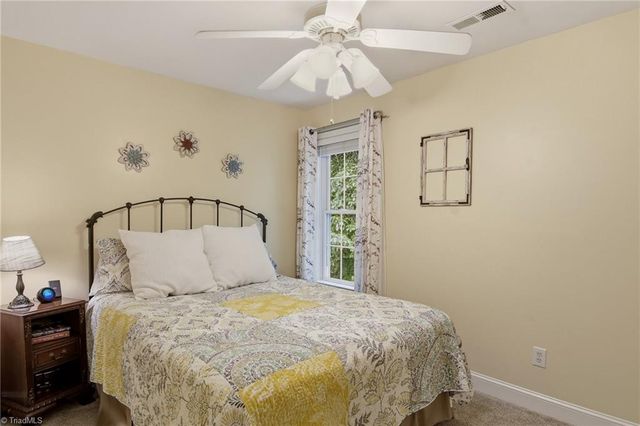 6655 Lake Dale Way, Clemmons, NC 27012