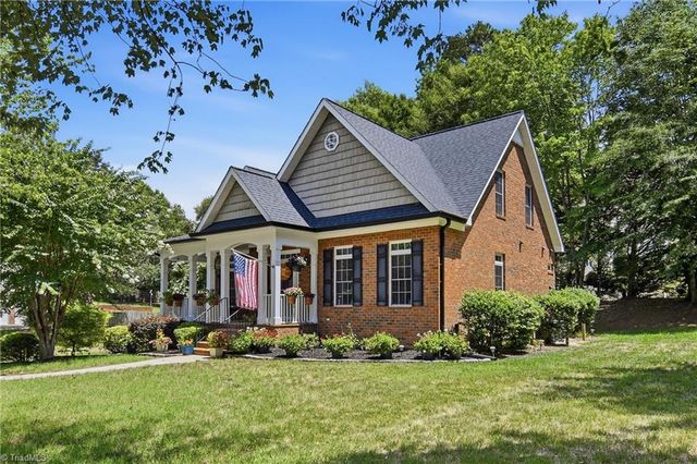 6655 Lake Dale Way, Clemmons, NC 27012