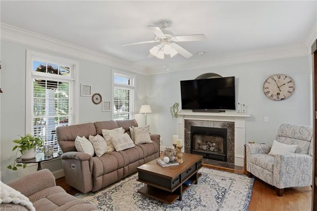6655 Lake Dale Way, Clemmons, NC 27012