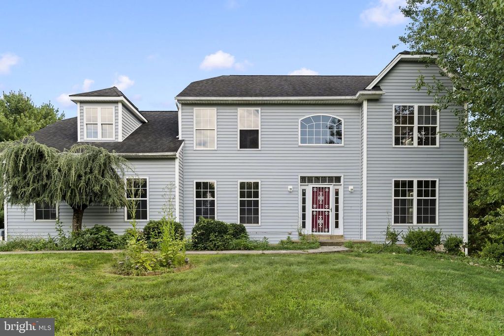 1239 HAMILTON DR, WEST CHESTER, PA 19380 — exterior