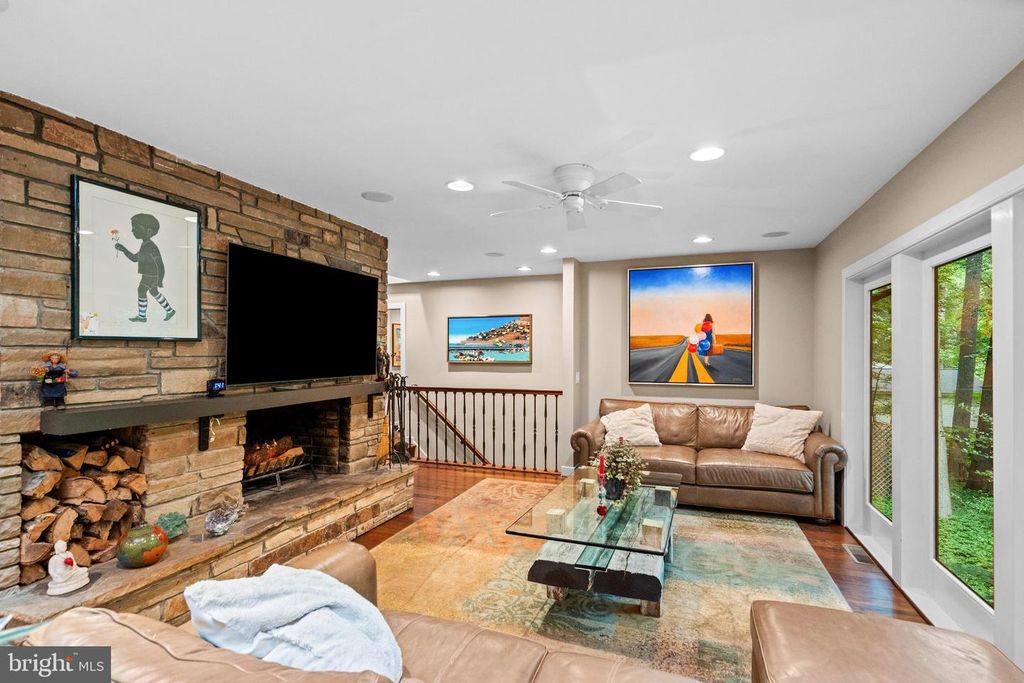 Image 13 of property listing at 7715 GRASTY RD, Baltimore, MD 21208