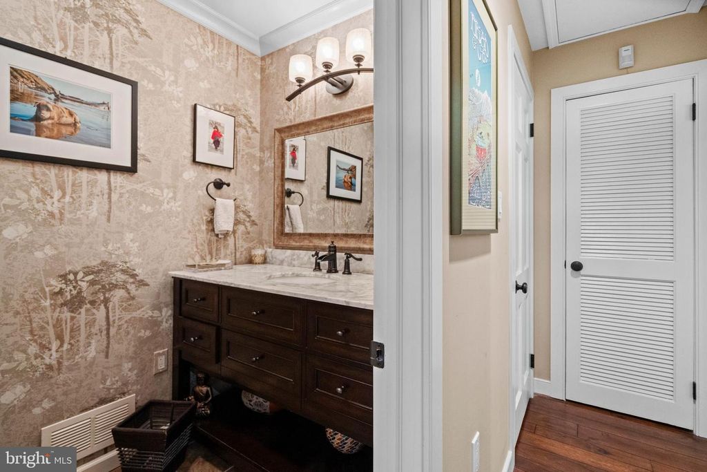 Image 16 of property listing at 7715 GRASTY RD, Baltimore, MD 21208