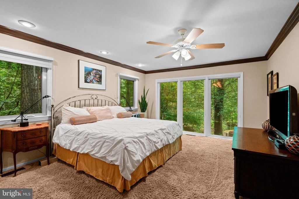 Image 17 of property listing at 7715 GRASTY RD, Baltimore, MD 21208