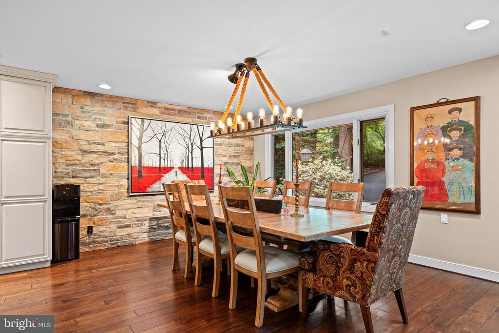 Image 3 of property listing at 7715 GRASTY RD, Baltimore, MD 21208