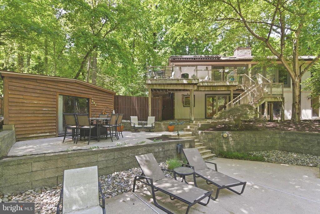 Image 41 of property listing at 7715 GRASTY RD, Baltimore, MD 21208