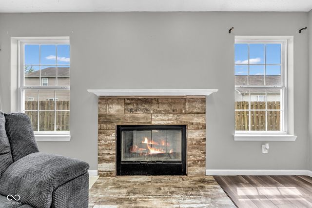 9733 Centennial Court, Avon, IN 46123