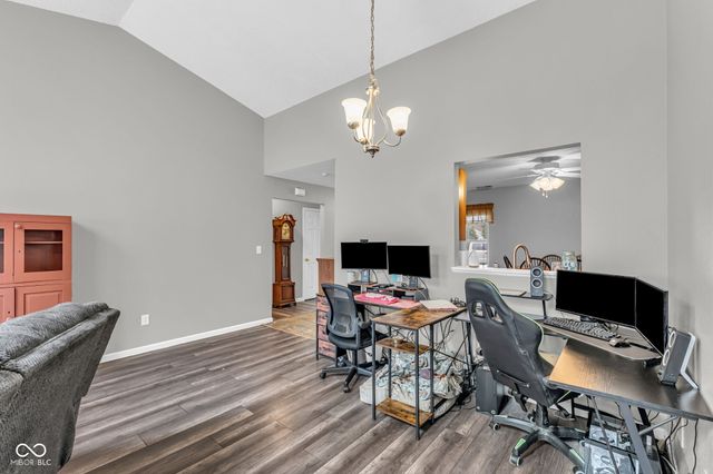 9733 Centennial Court, Avon, IN 46123