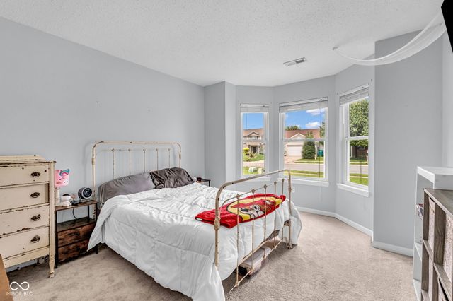 9733 Centennial Court, Avon, IN 46123